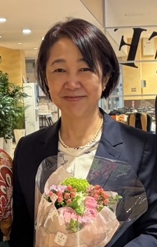 中村かおり